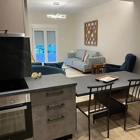 Prs In The Center Of Apartment Volos